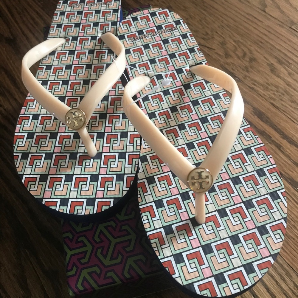 NEW: Tory Burch flip flop